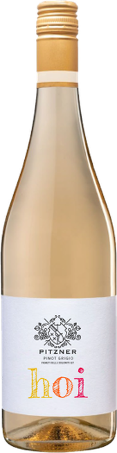 Pinot Grigio “Hoi” er en hvidvin fremstillet på 100% Pinot Grigio. I duften er der noter af pærer og grønne æbler. Smagen er frisk og fint afrundet. Hvidvinen er god at nyde til lette forretter med fisk og grøntsager. Er også fin til lyst kød og fjerkræ og let krydrede retter.